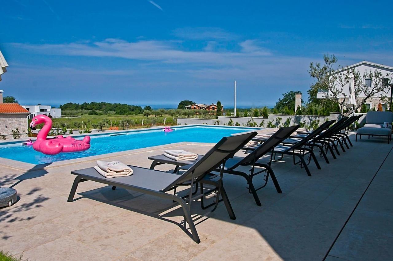 Villa Flamingo Kaštelir Kültér fotó