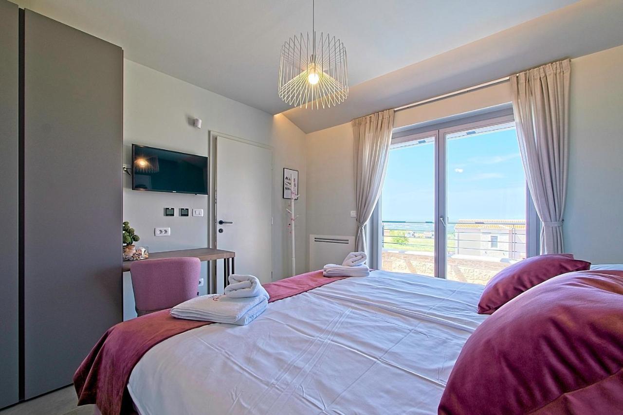 Villa Flamingo Kaštelir Kültér fotó