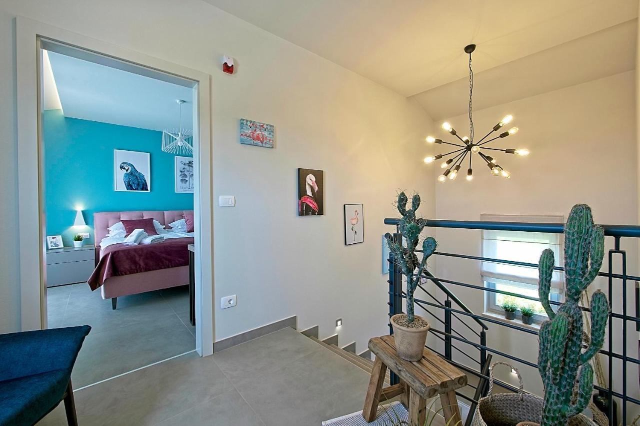 Villa Flamingo Kaštelir Kültér fotó